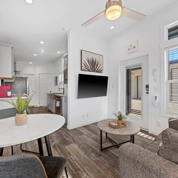 The Resort at Fredericksburg Unit 27 - Image 1