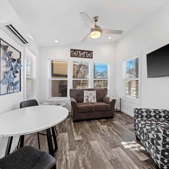 The Resort at Fredericksburg Unit 26 - Image 1