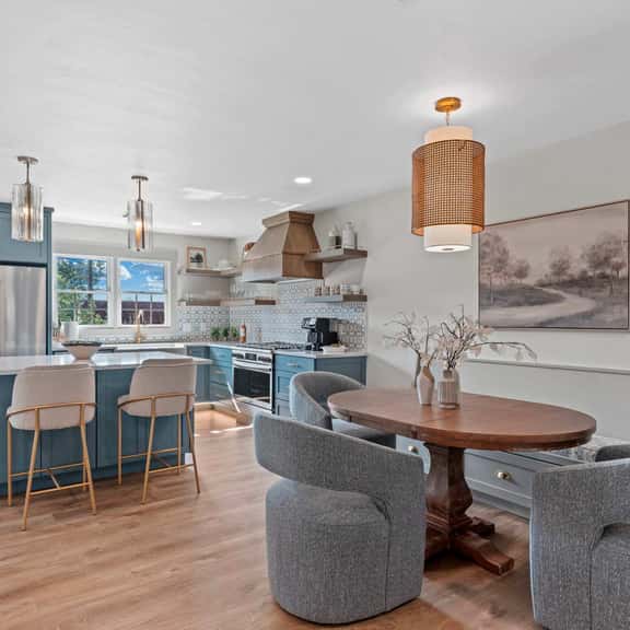 The Smith Haus - Sleeps 12, Heated Pool, Game Room - Image 1