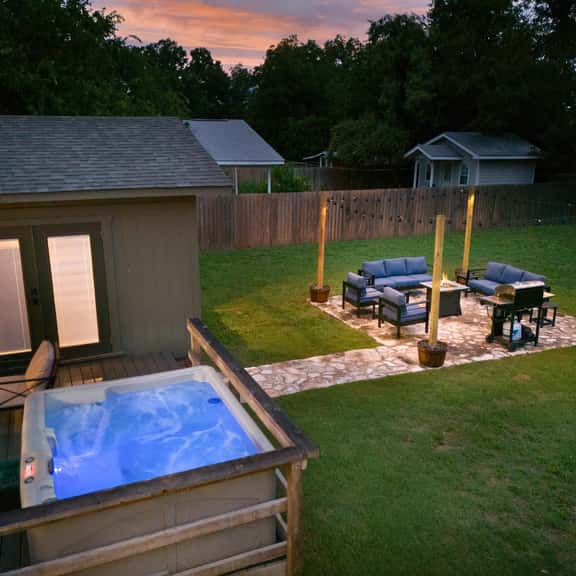 Olive Branch - Hot Tub, Fire Pit & Game Room - Image 1