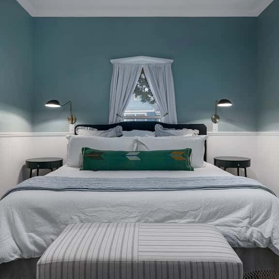 Stonewall Main Haus - Sleeps 6 - Image 1