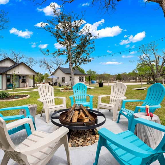 Vista Moon Cabin D - Pool, Chapel, Fire Pit - Image 1