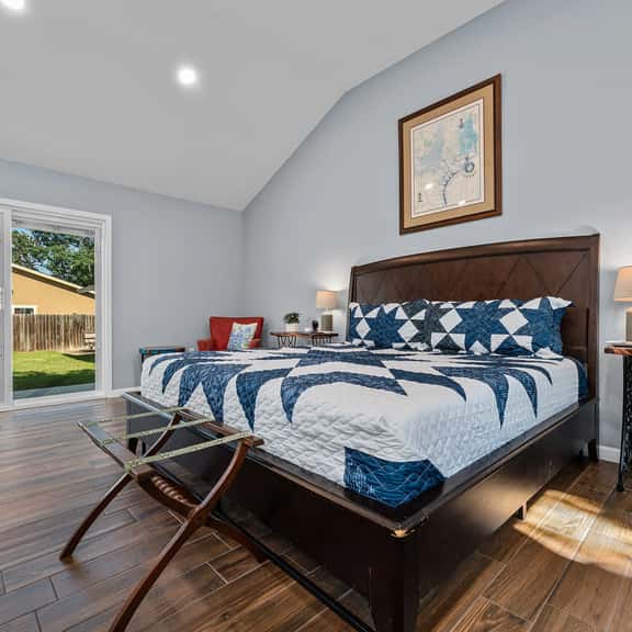 Walnut House - Close to Downtown, Fire Pit - Image 1
