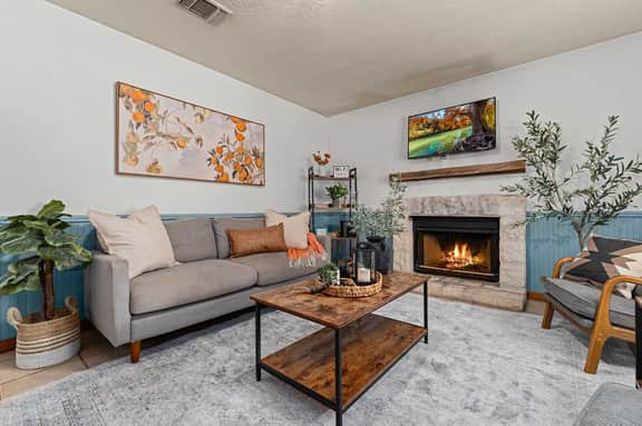 Orange Blossom Hideaway - Hot Tub & Fire Pit - Image 2