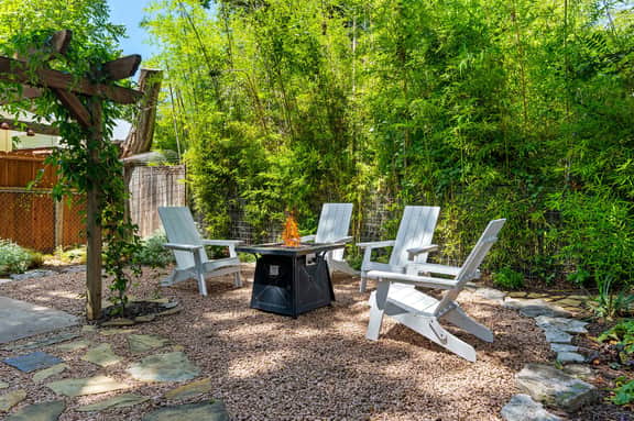 Peach Haus - Hot Tub & Fire Pit - Image 2