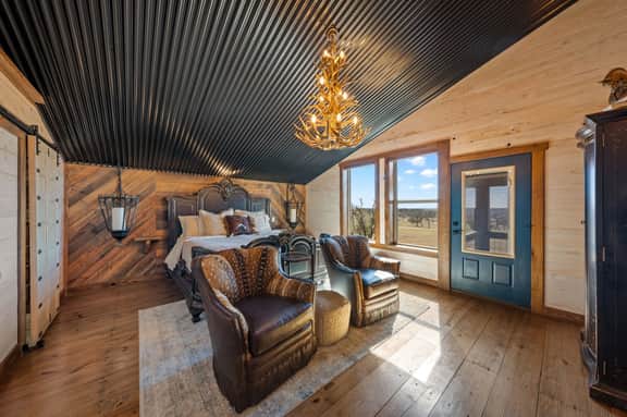 Rockin' R - Stargazer Cabin - Image 3
