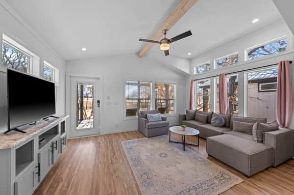 The Resort at Fredericksburg Unit 20 - Image 2