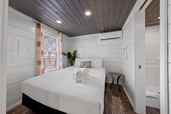 The Resort at Fredericksburg Unit 9 - Image 3
