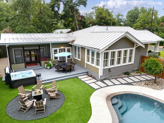 Maverick's Manor - Hot Tub, Pool, Fire Pit - Image 3