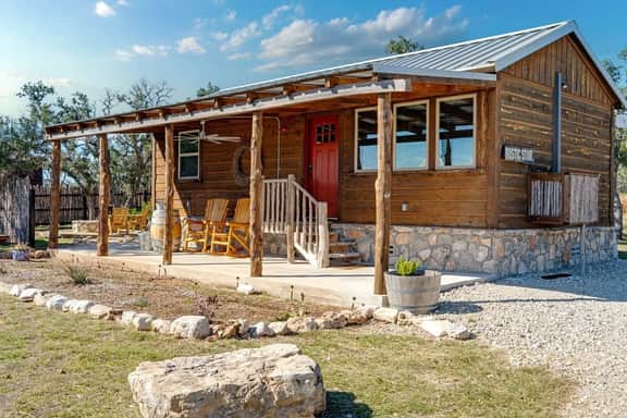 Rockin' R - Rustic Star Cabin - Image 5