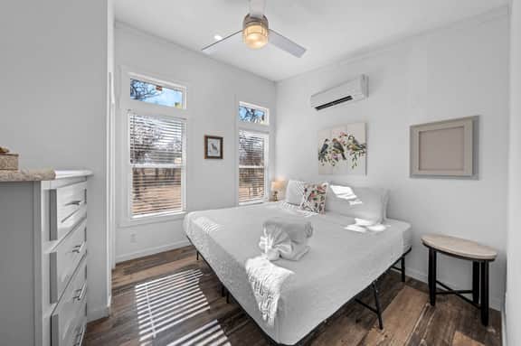 The Resort at Fredericksburg Unit 19 - Image 3