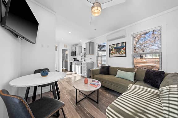 The Resort at Fredericksburg Unit 23 - Image 4