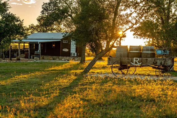 Rockin' R - Morning Star Cabin - Image 2