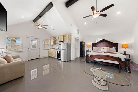 Vista Moon: Cabin B - Pool, Chapel, Fire Pit - Image 5