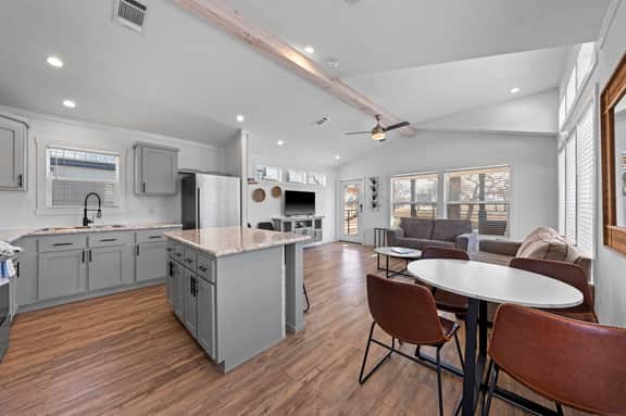 The Resort at Fredericksburg Unit 21 - Image 2