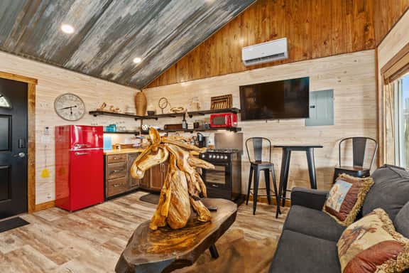 Rockin' R - Shooting Star Cabin - Image 2