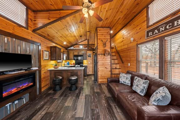 The Resort at Fredericksburg Unit 2 - Image 3