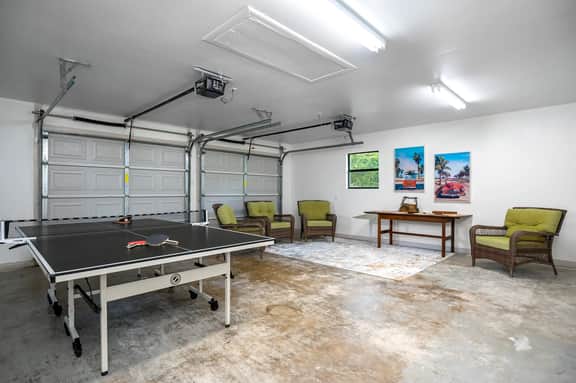 The 309 Retreat - Hot Tub & Fire Pit! - Image 4