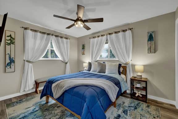 David Earl's Shack - Hot Tub, Fire Pit & Sleeps 8 - Image 5