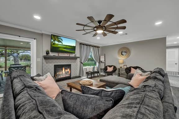 David Earl's Shack - Hot Tub, Fire Pit & Sleeps 8 - Image 3
