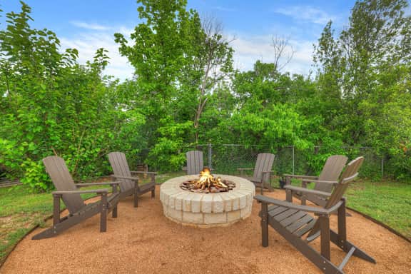 Moment in Time - Hot Tub & Fire Pit - Image 3