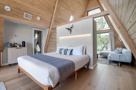A-Frame Ranch: Mesquite Treehouse with Shared Pool - Image 5