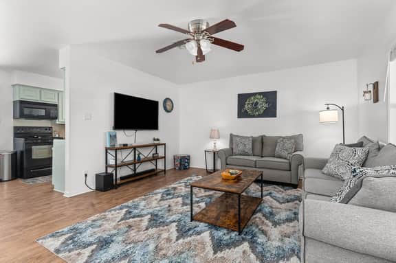 Hill Country Haven - Hot Tub & Game Room - Image 4
