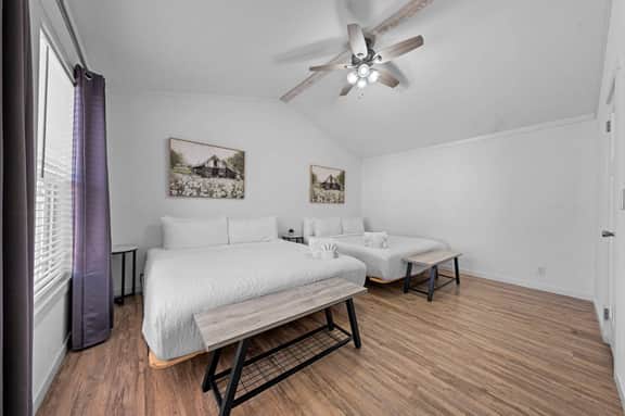 The Resort at Fredericksburg Unit 22 - Image 5