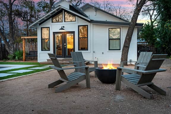 Bungalow 5-Seventeen - Pool & Fire Pit - Image 5