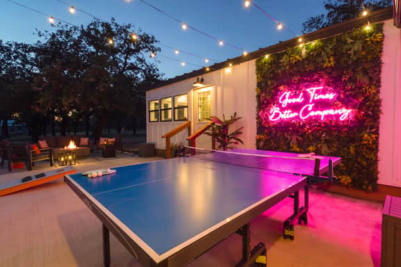 Polo Club - Sleeps 20, Hot Tub & Game Room - Image 5