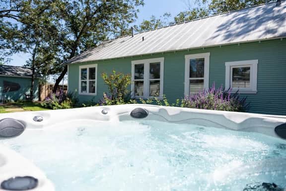 Hello Bungalow - Hot Tub, Fire Pit, 1 BLK to Main! - Image 5