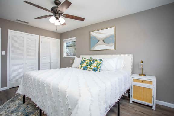 Sunrise Haus - Hot Tub & Fire Pit - Image 4