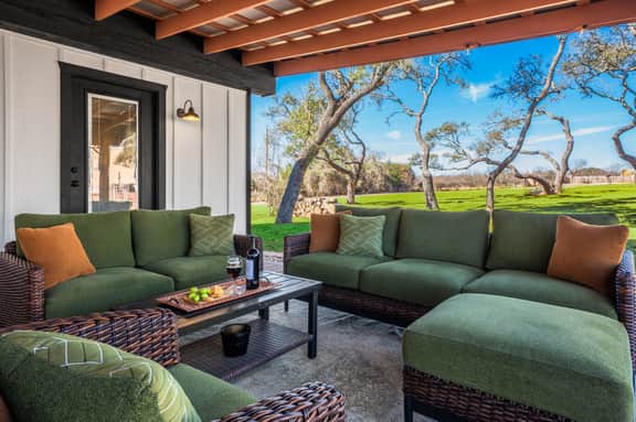 Blanco Mariposa - Hot Tub & Fire Pit - Image 2