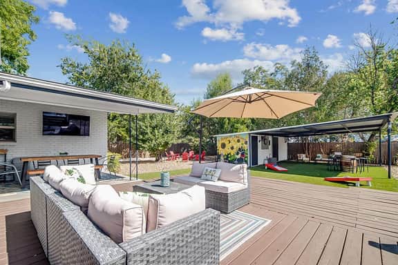 Taste of Tuscany - Hot Tub, Fire Pit & Pool Table - Image 4